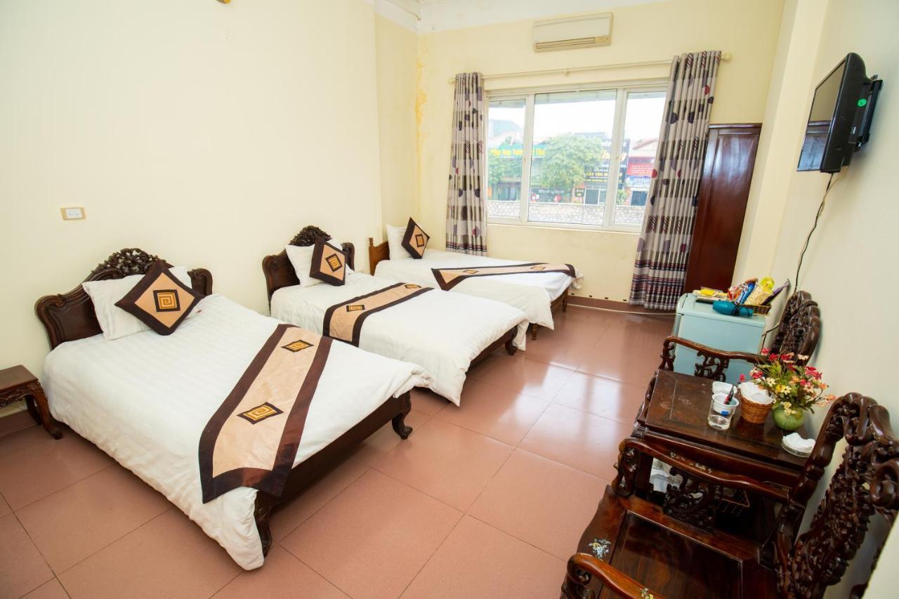 Ho Sen Xanh Hotel Hanoi Exterior photo
