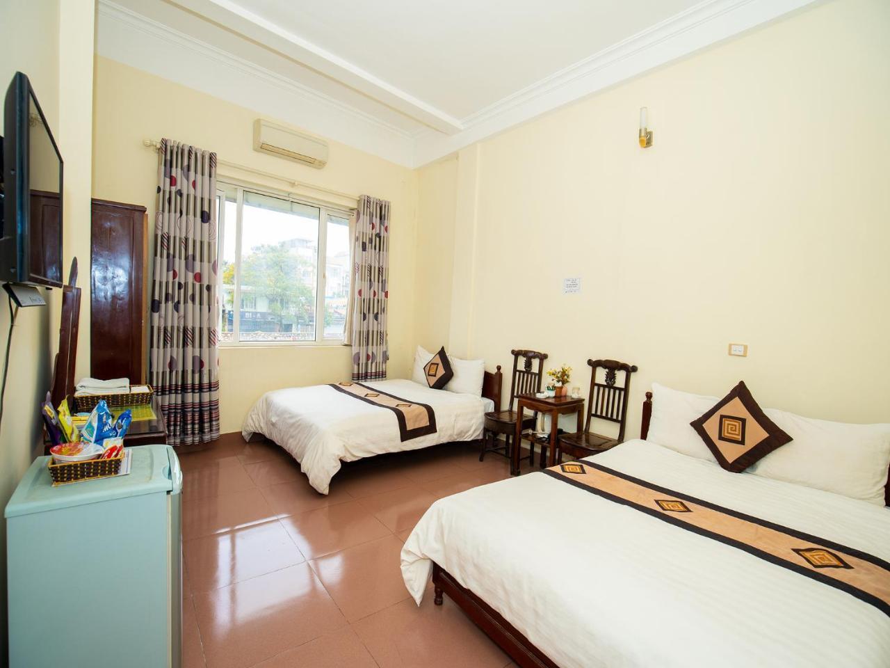 Ho Sen Xanh Hotel Hanoi Exterior photo